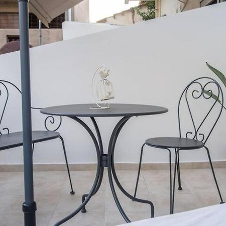 Eliora Studio & Aelia Apartment Heraklion  ภายนอก รูปภาพ