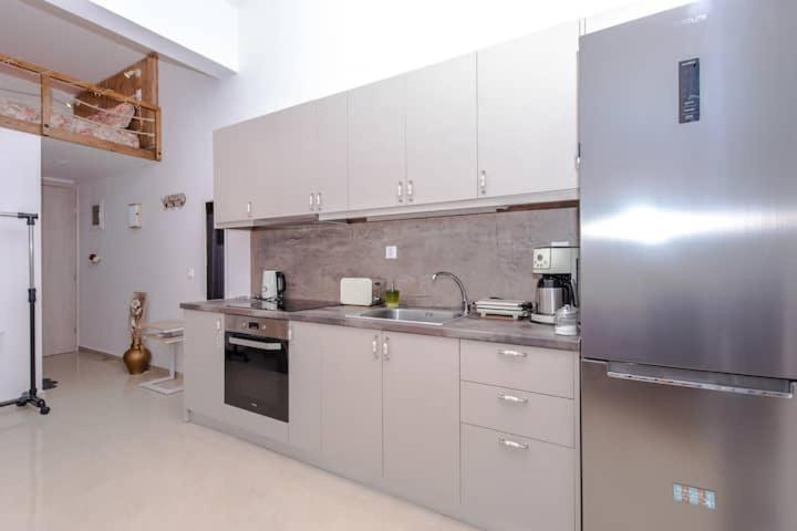 Eliora Studio & Aelia Apartment Heraklion  ภายนอก รูปภาพ