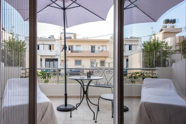 Eliora Studio & Aelia Apartment Heraklion  ภายนอก รูปภาพ