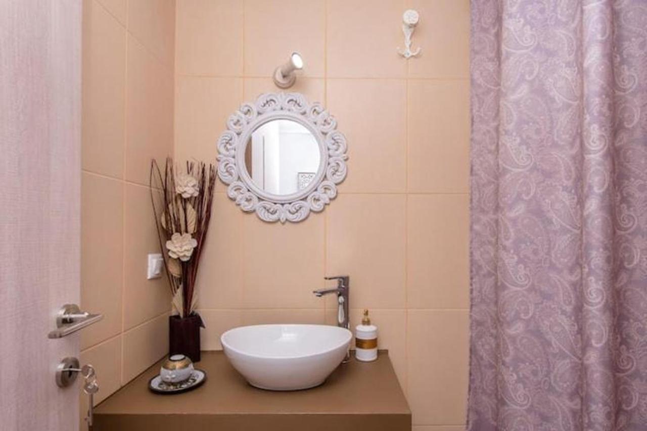 Eliora Studio & Aelia Apartment Heraklion  ภายนอก รูปภาพ